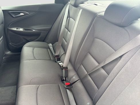 Used 2025 Chevrolet Malibu RS FWD image 23