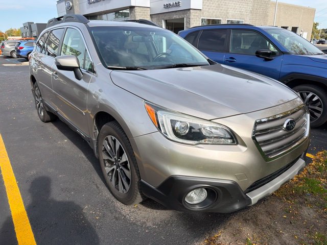 Used 2016 Subaru Outback 3.6R Limited AWD/4WD image 1