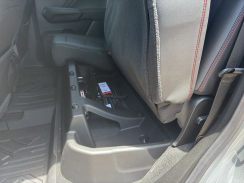 New 2025 Chevrolet Colorado Z71 w/ Technology Package image 12