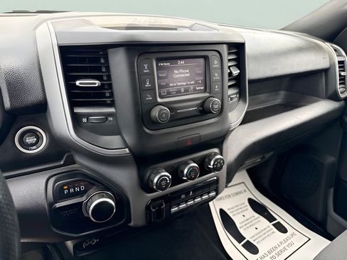 Used 2024 RAM 2500 Tradesman w/ Chrome Appearance Group AWD/4WD image 21
