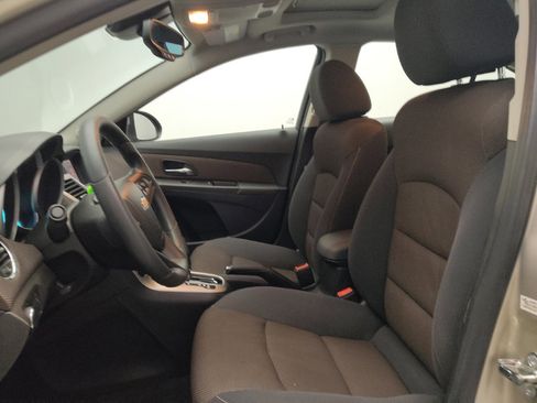 Used 2015 Chevrolet Cruze LT w/ Sun And Sound Package FWD image 17