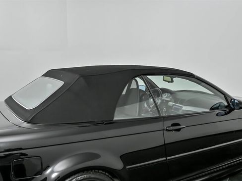 Used 2006 BMW M3 Convertible image 17