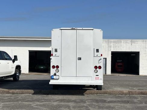 Used 2022 RAM ProMaster 3500 w/ Convenience Group FWD image 4