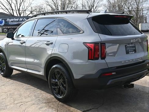Used 2022 Kia Sorento S w/ Panoramic Sunroof Package image 7