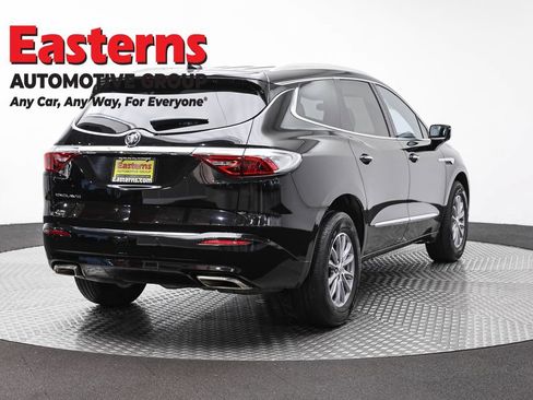 Used 2023 Buick Enclave Essence FWD image 5
