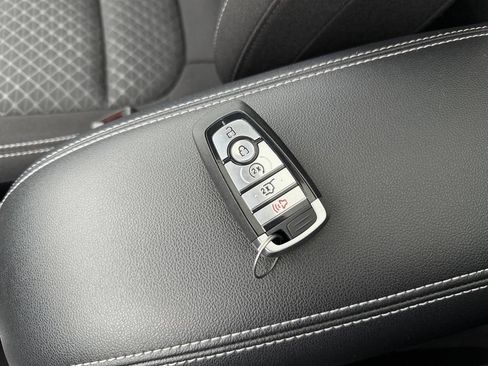 Used 2023 Ford Escape Active w/ Tech Pack #1 AWD/4WD image 32