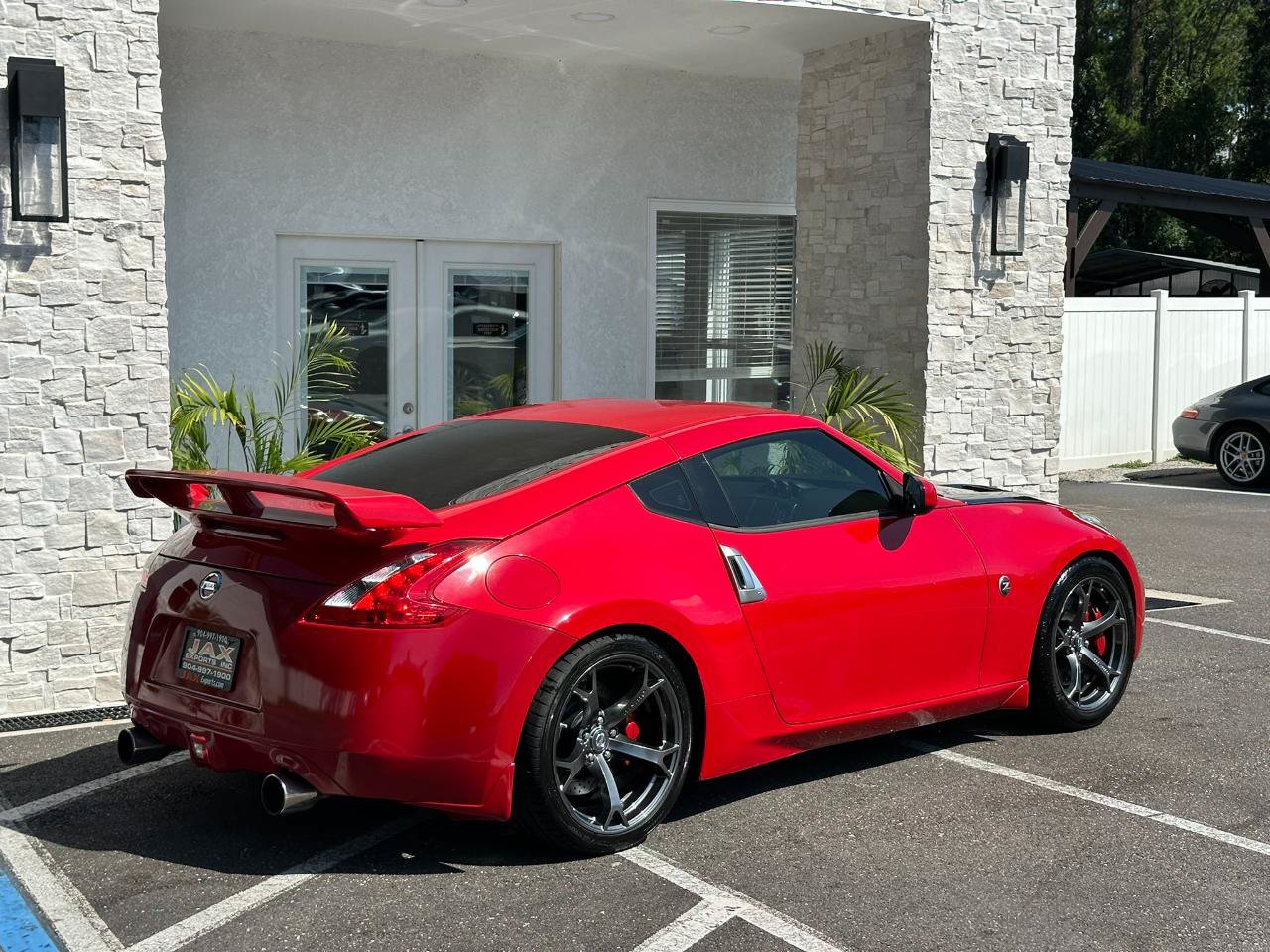 Used 2014 Nissan 370Z Coupe RWD image 18