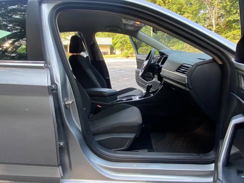 Used 2019 Volkswagen Jetta S FWD image 42