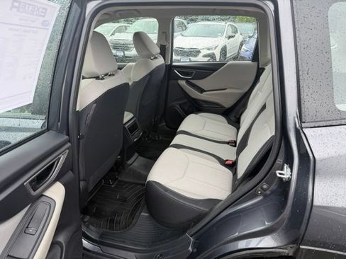 Used 2024 Subaru Forester AWD/4WD image 9