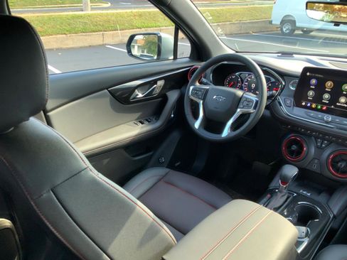 New 2025 Chevrolet Blazer RS w/ Driver Confidence II Package image 14