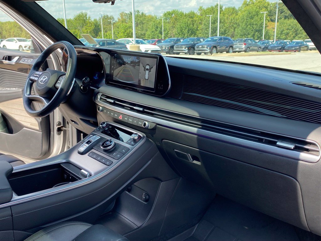 Used 2024 Hyundai Palisade Calligraphy FWD image 30