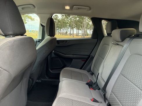 Used 2022 Ford Escape SE w/ SE Sport Appearance Package image 22