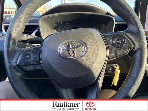 Certified 2023 Toyota Corolla LE image 20