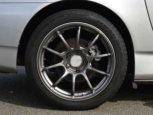 Used 2005 Honda S2000 Convertible 2D image 12