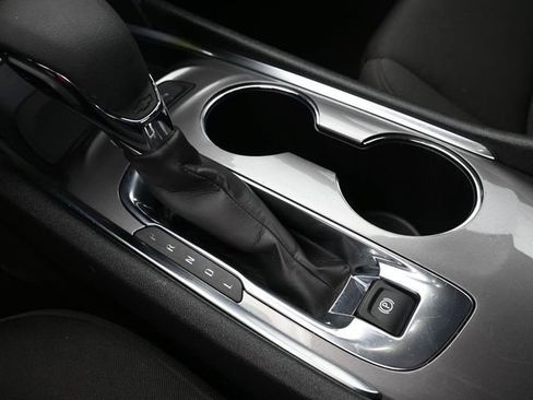 Used 2025 Chevrolet Malibu LT image 38