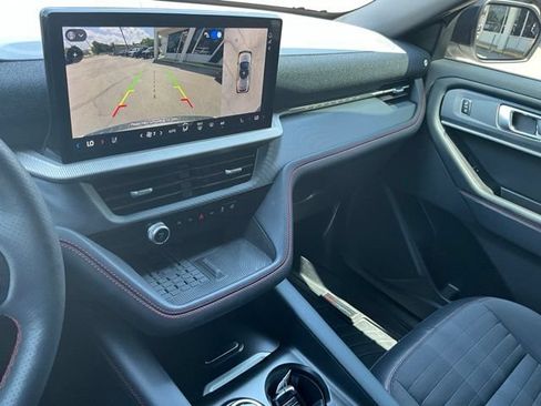 Used 2025 Ford Explorer ST-Line w/ Premium Package RWD image 15