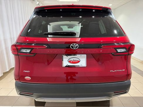 Certified 2026 Toyota Grand Highlander AWD image 4