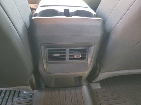 Used 2024 Chevrolet Colorado W/T w/ WT Convenience Package RWD image 15