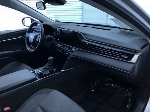 Used 2026 Toyota Camry LE FWD image 24