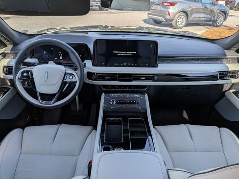 New 2026 Lincoln Aviator Black Label image 17