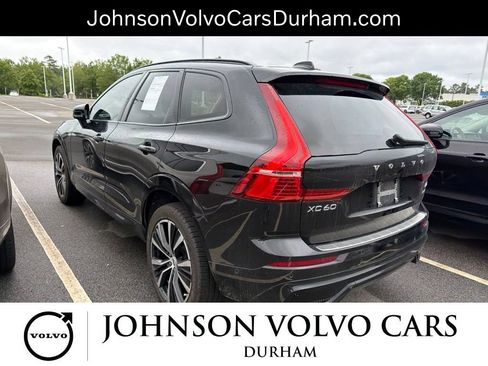 Used 2023 Volvo XC60 B5 Plus w/ Climate Package FWD image 8