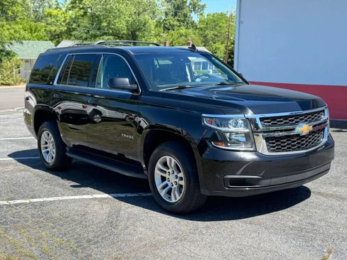 Used 2018 Chevrolet Tahoe LT AWD/4WD image 3