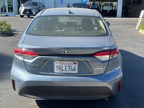 Used 2023 Toyota Corolla LE w/ Carpet Mat Package (TMS) FWD image 4