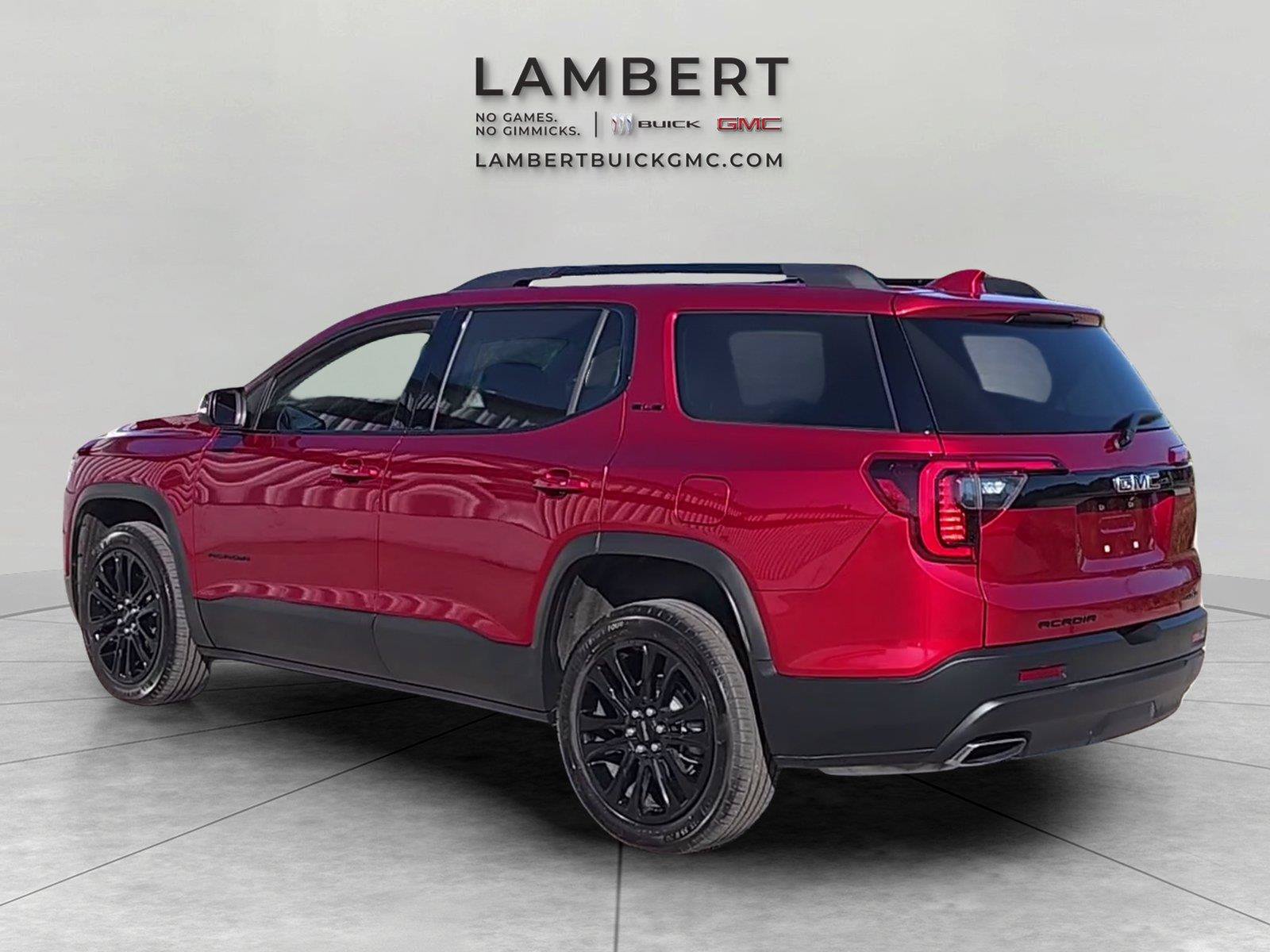 Used 2023 GMC Acadia SLE w/ Driver Convenience Package AWD/4WD image 3