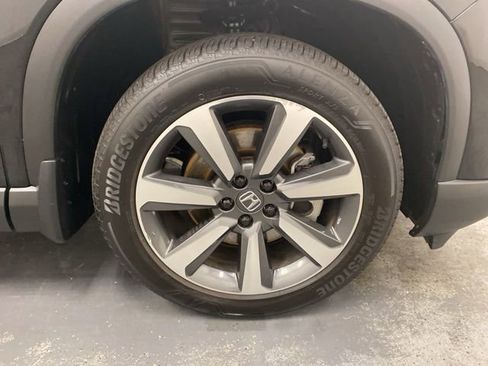 Used 2023 Honda Pilot Elite image 32