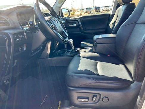 Used 2024 Toyota 4Runner TRD Off-Road Premium AWD/4WD image 24