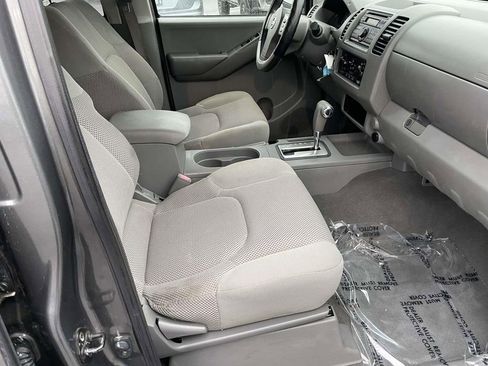 Used 2008 Nissan Frontier SE w/ SE Value Truck Pkg image 45