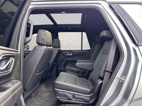 Used 2024 Chevrolet Tahoe Z71 w/ Luxury Package AWD/4WD image 10