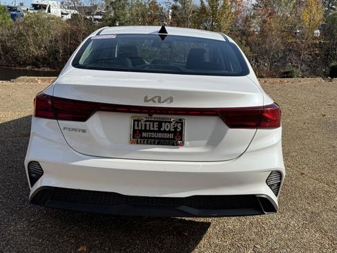 Used 2024 Kia Forte LXS image 8