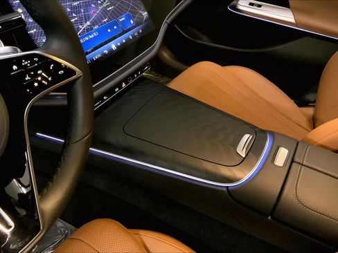 Used 2025 Mercedes-Benz E 450 4MATIC All-Terrain Wagon image 15