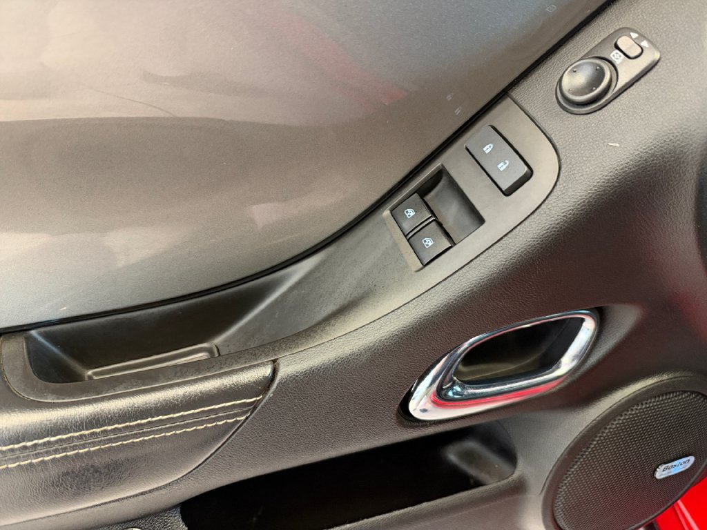 Used 2014 Chevrolet Camaro SS w/ RS Package RWD image 11