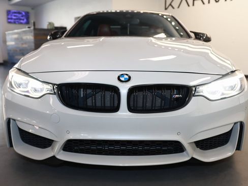 Used 2016 BMW M4 Coupe image 2