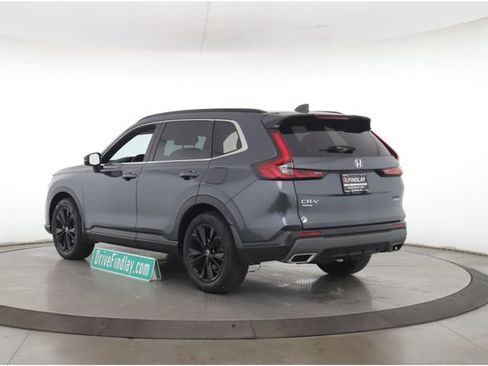 Used 2024 Honda CR-V Sport Touring image 8