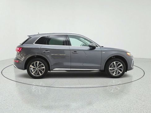 Used 2023 Audi Q5 2.0T Premium Plus w/ Premium Plus Package AWD/4WD image 4