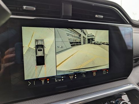 Used 2024 GMC Sierra 2500 Denali w/ Denali Reserve Package image 33