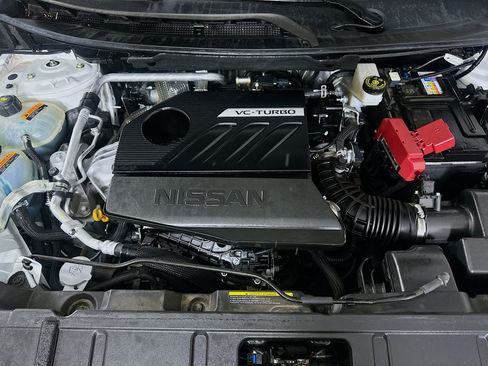 Used 2023 Nissan Rogue SV FWD image 32
