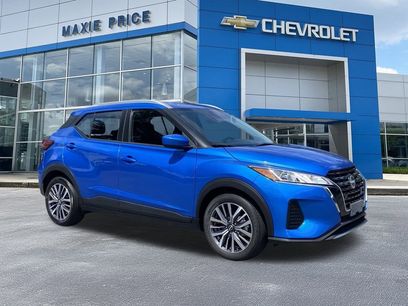 Used 2024 Nissan Kicks SV
