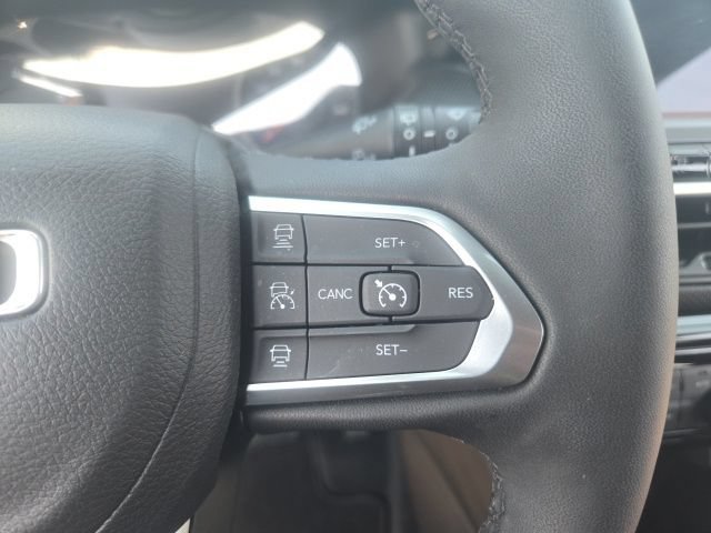 Used 2025 Jeep Compass Limited w/ Sun & Sound Group AWD/4WD image 29