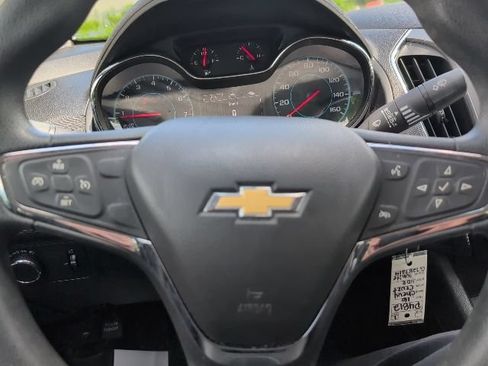 Used 2016 Chevrolet Cruze LT FWD image 14