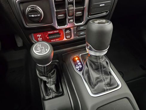 New 2026 Jeep Wrangler Unlimited Rubicon 392 w/ Quick Order Package 27X Moab AWD/4WD image 30
