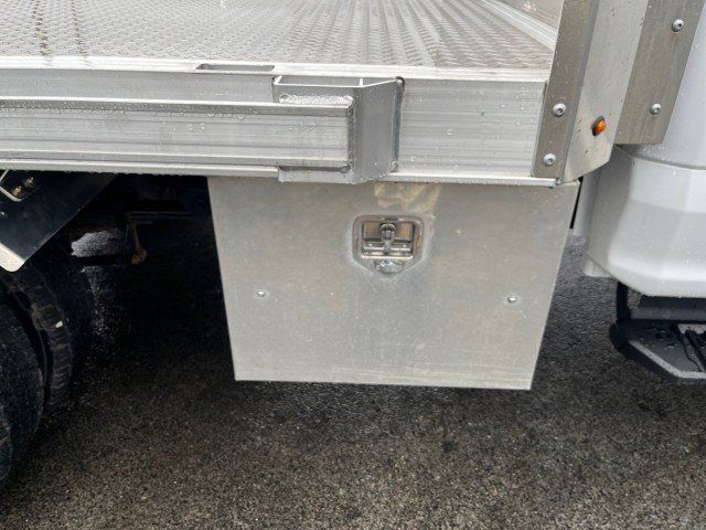 Used 2021 Ford F550 4x4 Regular Cab Super Duty image 8