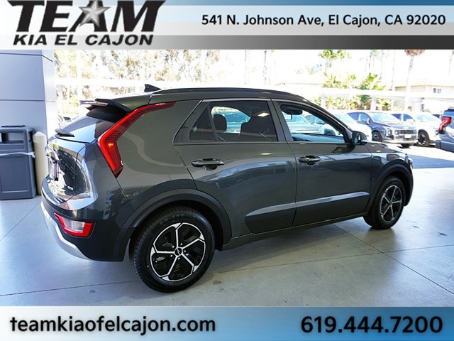 Certified 2025 Kia Niro EX FWD image 9