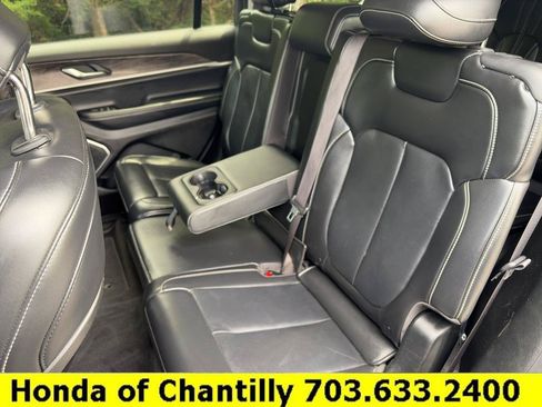 Used 2021 Jeep Grand Cherokee L Limited AWD/4WD image 28