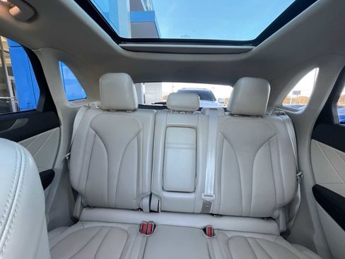 Used 2019 Lincoln MKC Reserve w/ MKC Climate Package image 21