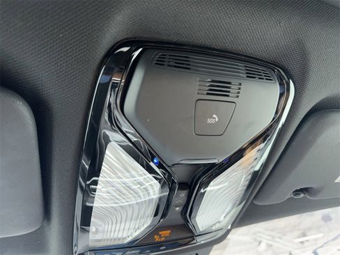 Used 2022 BMW X5 xDrive40i w/ M Sport Package image 37