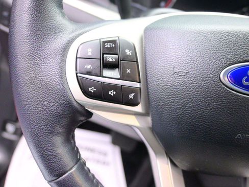 Used 2021 Ford Explorer XLT w/ Equipment Group 202A image 21